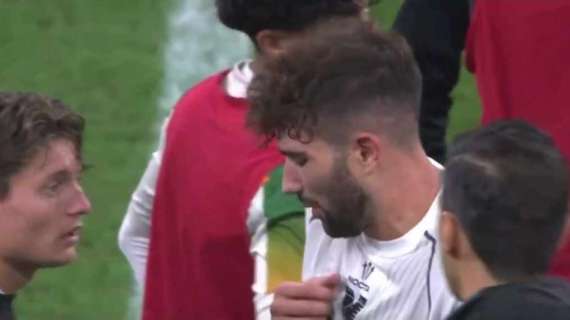 Sky - Gol annullato al Venezia, Sverko ai compagni ammette il tocco di mano: la ricostruzione