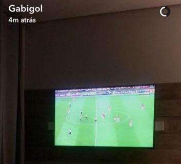 Gabigol festeggia su Snapchat il gol del pastore Oliveira. Ma il Santos perde contro l'Internacional