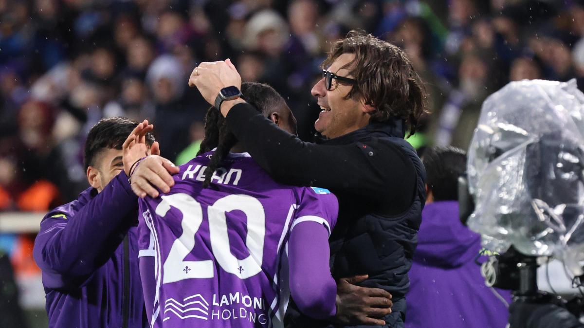Fiorentina, Vanoli: "Kean sta bene, è pronto per giocare da titolare o partendo dalla panchina"
