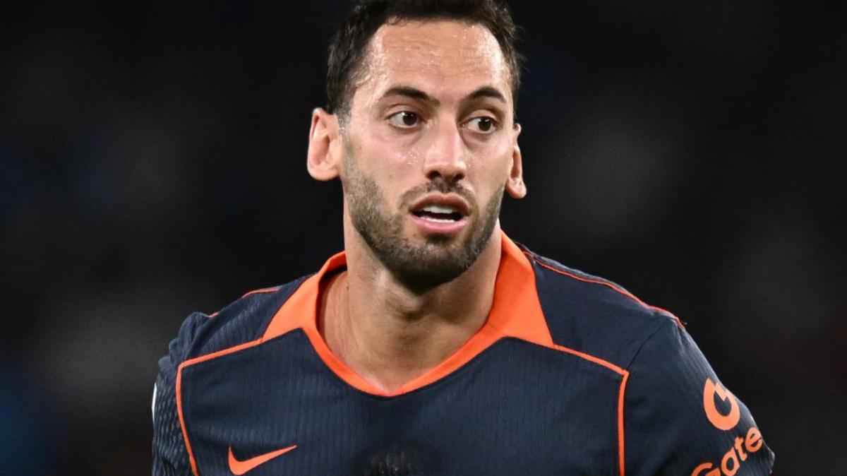 Napoli-Inter, Calhanoglu il più votato. Poi spazio alla corsia sinistra