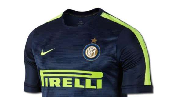 FOTO - Questa la maglia per il riscaldamento dell'Inter?