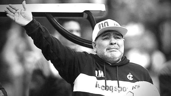 È morto Diego Armando Maradona