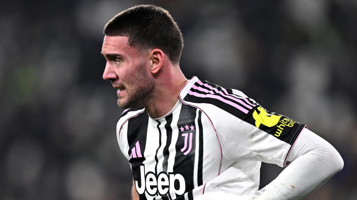 Intervento riuscito per Vlahovic: il comunicato della Juventus. Lungo stop per l'attaccante bianconero