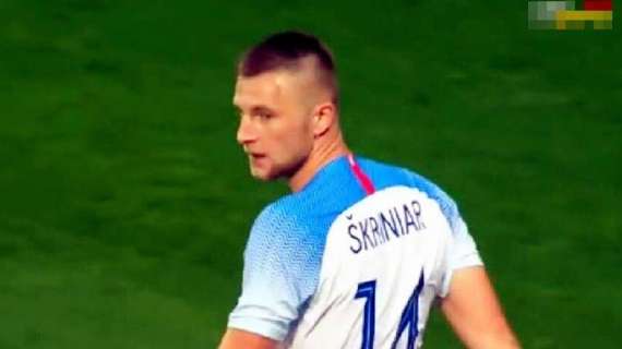 InterNazionali - Autogol di Skriniar, ma la Slovacchia vince e vola agli Europei. Serbia ko ai rigori: passa la Scozia