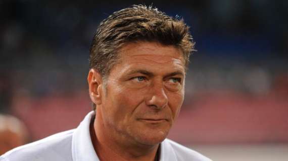 Mazzarri: "L'Inter ha cambiato. Ma dietro la Juve..."