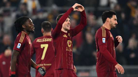 Pellegrini e Saelemaekers fanno gioire la Roma: derby amaro per la Lazio. Nel finale espulso Castellanos