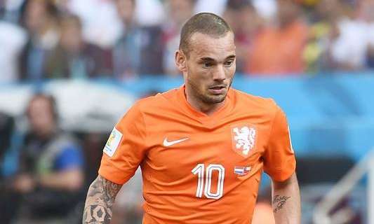 Sneijder-gol e l'Olanda vola ai quarti di finale