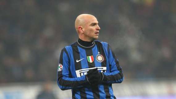 "Cambiasso, quello è il mio posto. Ti puoi alzare?"