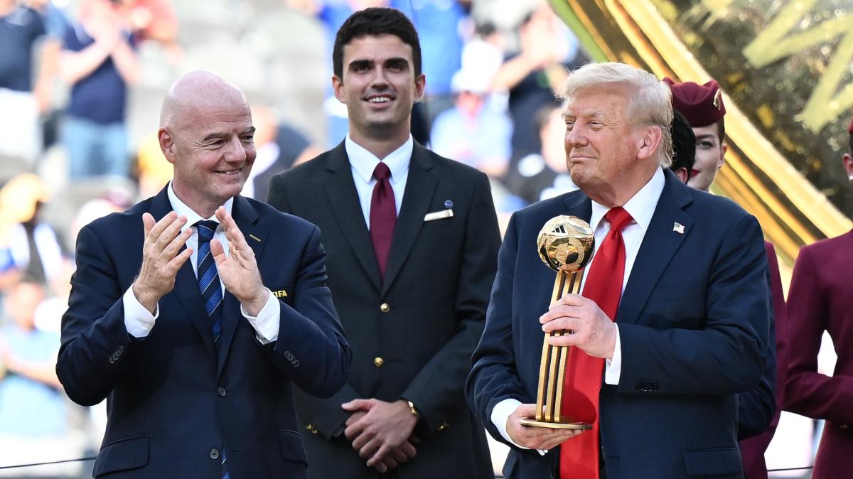 Infantino: "Nuovi stadi in Italia, a Milano è stata presa una decisione importante. Bisogna andare tutti quanti a casa se..."