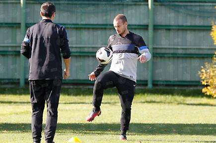 FOTO - Sneijder sta tornando: lavora col pallone