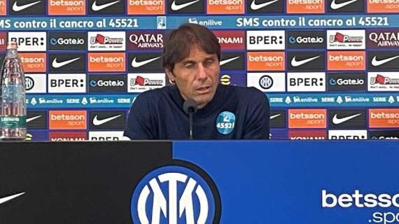 Napoli, Conte in conferenza: "Se c'è un errore, il VAR deve intervenire. Siamo tutti incazzati neri"