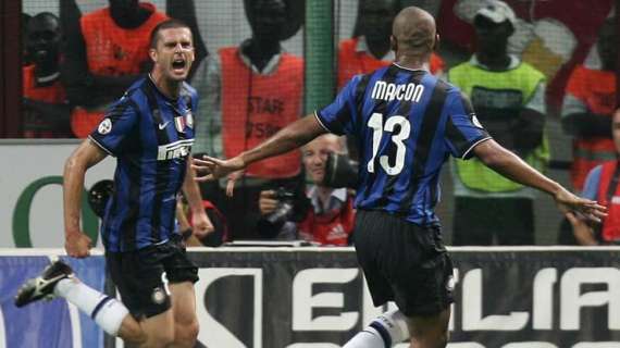 Dieci anni fa il 4-0 nel derby: l'Inter lo ricorda sui social