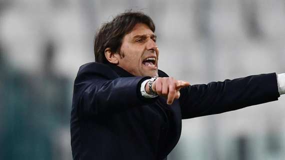 Repubblica - Conte si è limitato alle sostituzioni, Pirlo almeno un'idea l'ha avuta