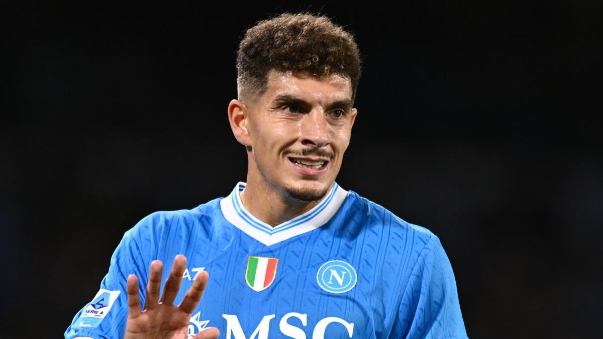 Napoli-Inter, l'ex arbitro Bergonzi definisce "antisportivo" Di Lorenzo. Dura presa di posizione del club e di Giuffredi
