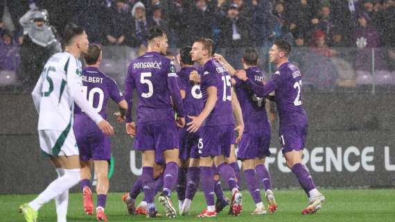 La Fiorentina ribalta il Panathinaikos: è ai quarti di Conference League. In Europa League passano Lione e United 