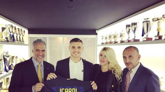 FOTO - Icardi con Bolingbroke e Ausilio: "Grazie al club e a Wanda che hanno reso questo sogno realtà"