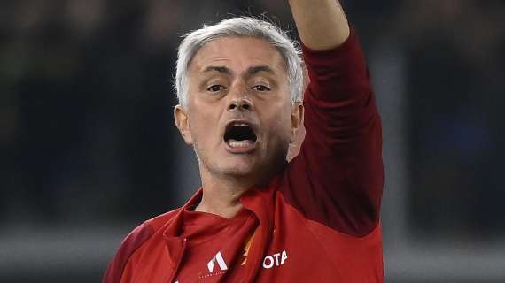 Roma, Mourinho: "Se all'Inter mancano cinque titolari i sostituti li ha, noi no"