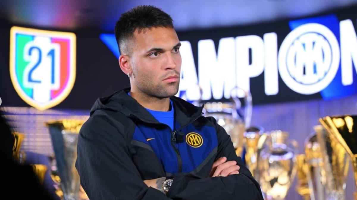 Lautaro in sede: spoiler "cromatico" tra le foto. Novità in vista?