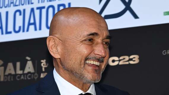 Gli auguri di Spalletti: "A Babbo Natale ho chiesto il vostro tifo per la Nazionale"