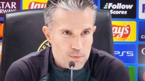 Feyenoord, Van Persie in conferenza: "Con chi sostituirò Read? È una sorpresa. Sull'Inter e De Vrij..."