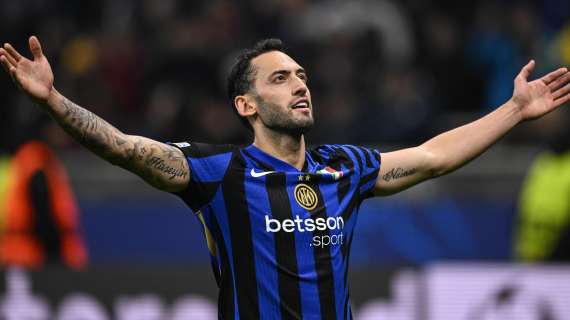 GdS - Calhanoglu si prende subito l'Inter: il turco verso una maglia dal 1', oggi la decisione. Un dubbio in difesa