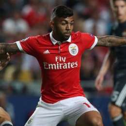 G. Barbosa, esordio dal 1' agrodolce col Benfica: gol annullato per un offside