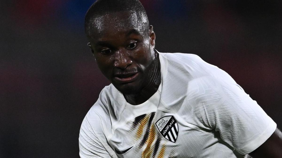 Al Ittihad pronto a fiondarsi su Salah, Diaby verso la cessione. Opportunità per l'Inter