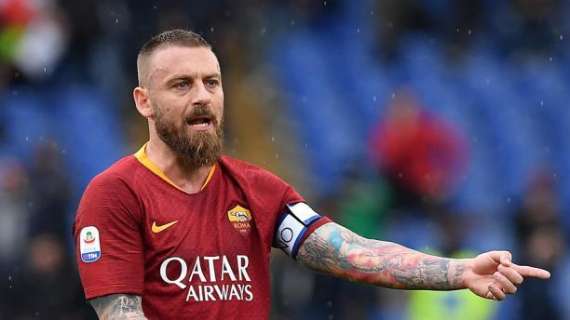 Roma, si ferma De Rossi: a rischio la sua presenza sabato contro l'Inter