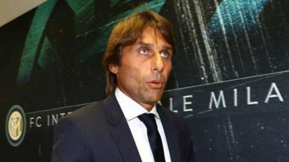 FOTO - L'Inter di Antonio Conte esordisce a San Siro: l'arrivo della squadra nerazzurra
