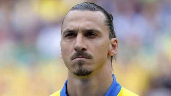 Ibrahimovic spavaldo: "Carino il gol di Ronaldo, ma provi a farlo da 40 metri" 