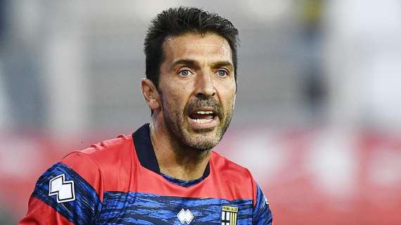 Buffon e il -15 alla Juve: "E' il potere masochista o è l'anti-potere che vuole battere il potere?"