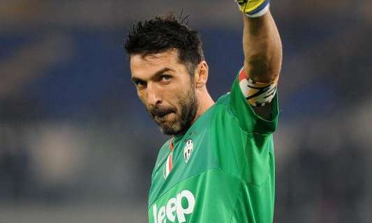 Juve, Buffon: "Scudetto per due? Presto per dirlo"