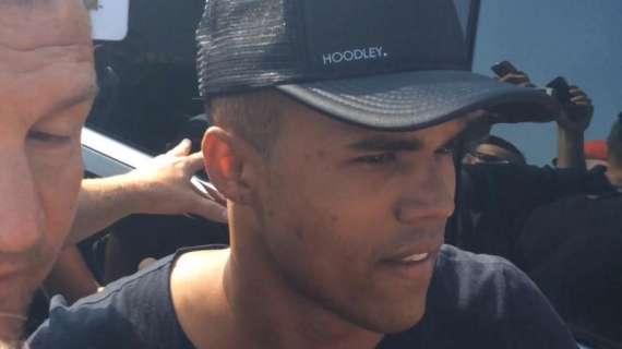 Juventus, Douglas Costa: "Settimo scudetto di fila? Ci vorrà pazienza, Milan e Inter si sono rinforzate"