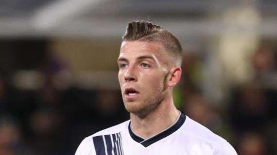 Barça pazzo di Alderweireld: i blaugrana prenotano il forcing già per gennaio