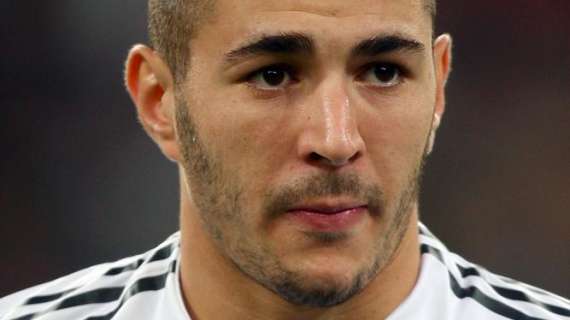 Dopo Vargas, fuori un altro. Benzema: "Resto qui" 