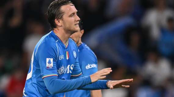 Napoli, Zielinski: "Con l'Inter gara dura, dobbiamo vincere. Infortunio? Ho preso una botta"