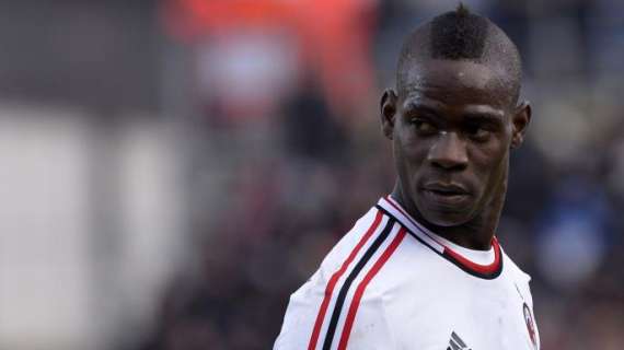 CdS - Balotelli risponde su Facebook agli insulti