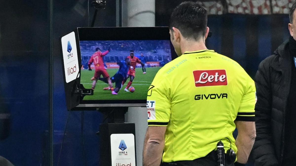 Moviola CdS - Maresca bocciato: errori gravi su Thuram e Bonny