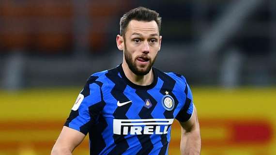 Raiola: "Il rinnovo di De Vrij? Dovete parlare con l'Inter, non con me. Certe mie dichiarazioni destabilizzano le cose"