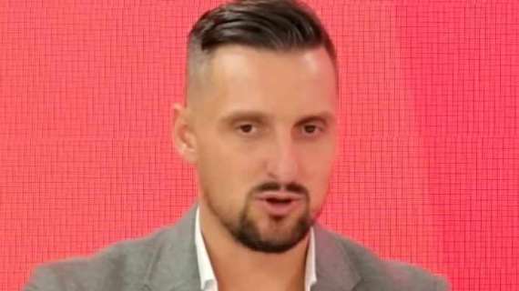 Kuzmanovic si lancia: "Nel 2025 l'Inter può vincere Scudetto e Champions. Lautaro merita il Pallone d'oro"