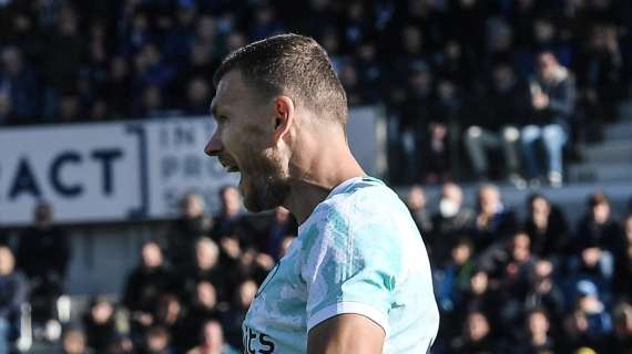 Sky - A Reggio Emilia Inter in formazione quasi tipo: davanti tandem Dzeko-Lukaku