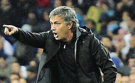 Mou: record di vittorie e show al Mestalla!