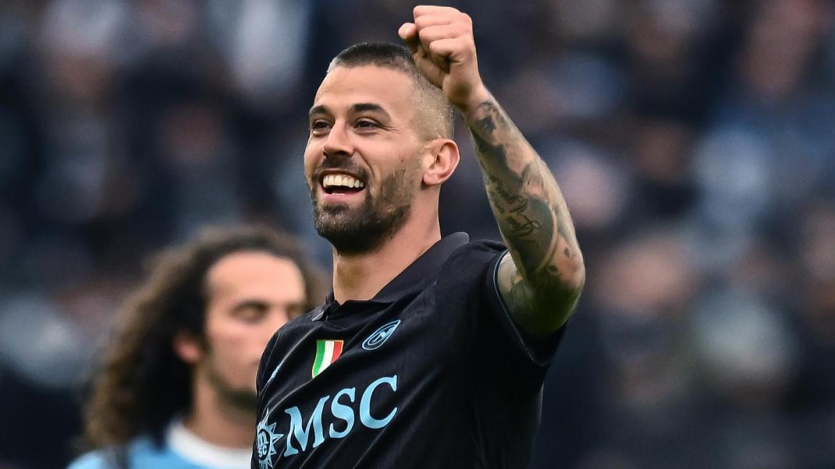 Napoli, Spinazzola: "Dobbiamo onorare lo scudetto fino alla fine". Poi il paragone con l'Inter dell'anno scorso