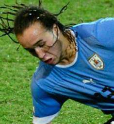 Diego Laxalt ricorda il suo anno di nascita sulla maglia