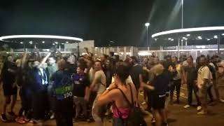 VIDEO - Trionfo Inter, tifosi nerazzurri in festa fuori dal Meazza