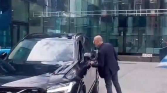VIDEO - Chivu-Inter, nella sede nerazzurra è arrivato anche il ds Piero Ausilio