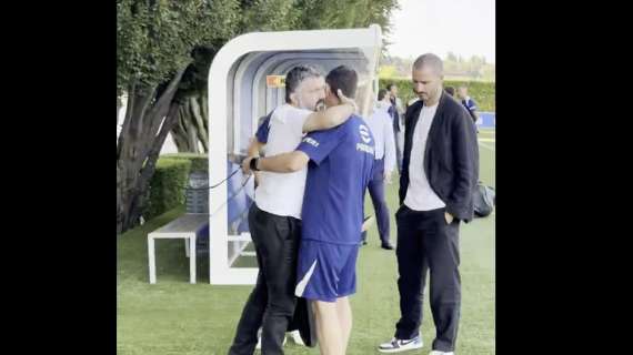 Gattuso alla terza tappa del suo 'tour' nei ritiri di Serie A: il ct azzurro in visita all'Inter con Buffon e Bonucci