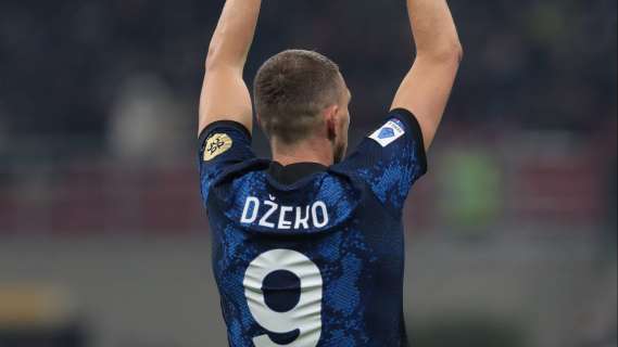 Dzeko campione di solidarietà: all'asta la sua maglia dell'Inter autografata