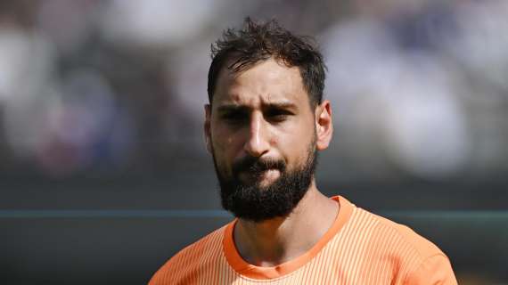 "Ottimi piedi e a suo agio sulla linea di porta". PSG, la presentazione di Chevalier è una frecciata a Donnarumma