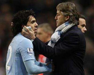 Mancini: "Tevez resta. Non si muove da Manchester"